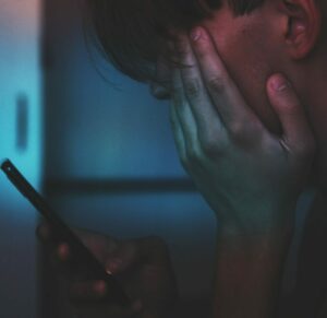 Read more about the article Von Tumblr bis TikTok – Wenn psychische Erkrankungen zum Social-Media-Trend werden